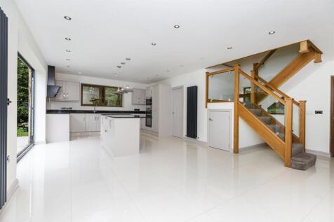 Living/Dining Kitchen