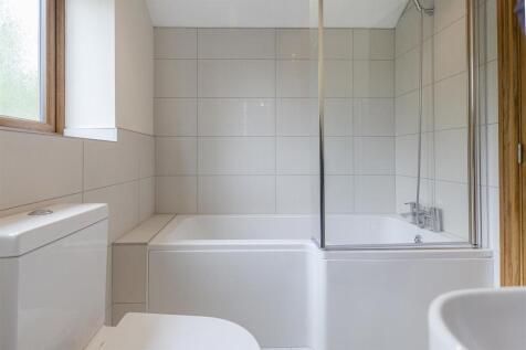 Bedroom Two En Suite