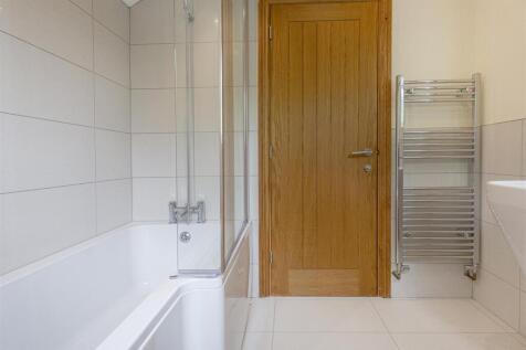 Bedroom Two En Suite