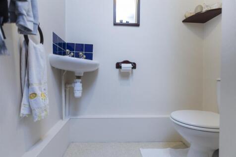 Cloakroom WC