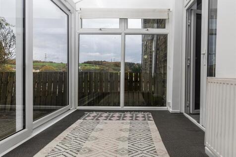 Entrance/Conservatory