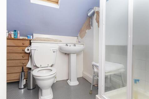 En Suite Shower Room