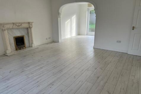 WhatsApp Image 2025-11-06 at 11.34.38 (12)