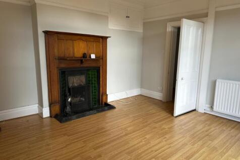 WhatsApp Image 2025-10-28 at 13.34.38