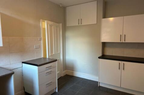 WhatsApp Image 2025-10-28 at 13.34.38 (2)