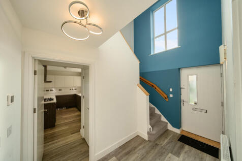 13698511368f0df549ced9