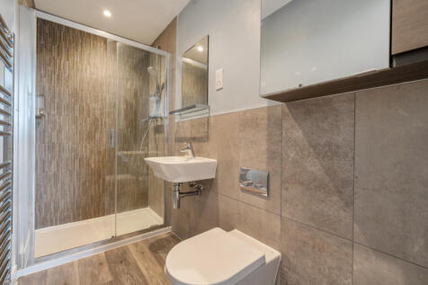 1369851868f0de8d53774