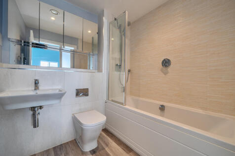 1369851768f0de6bbdc8c