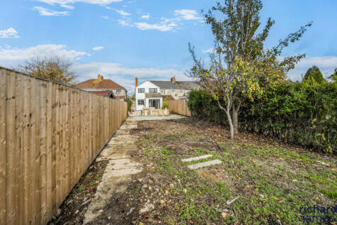 15d28075c73540f49bd13f3f9b9738eb