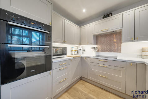 d7adeb2853ec415dbe65dd975b8d0ead