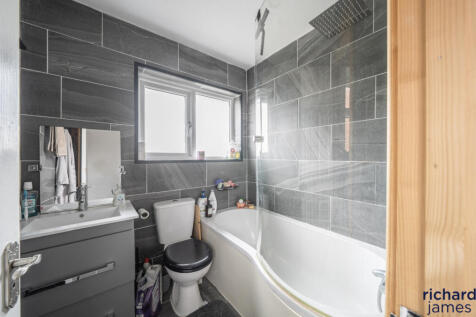 faefa1e846d846a985c32f8abcd80972