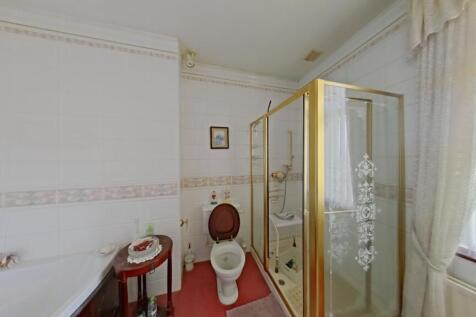 Bathroom  2
