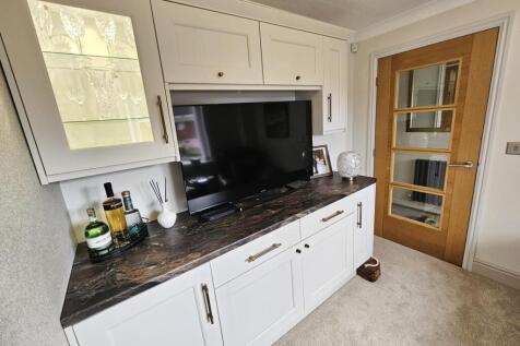 2b80f8ae-21ec-428c-9198-9996136a4771