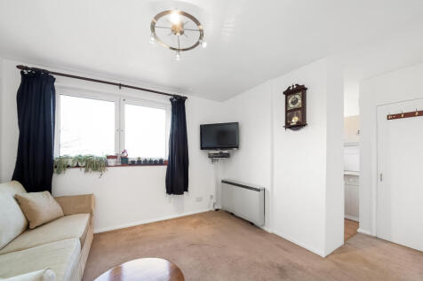 Living Room/Kitchen
