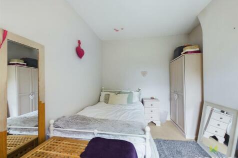 CAM01348G0-PR0472-STILL017.jpg