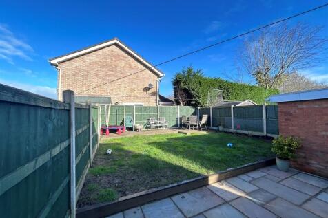 James&#39; external garden 1.jpg