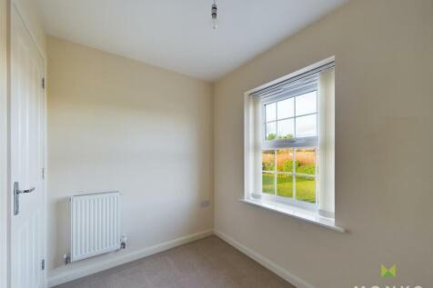 CAM01348G0-PR0533-STILL008.jpg