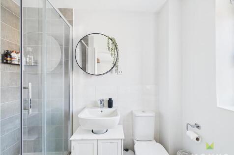 En suite Hadnall.jpg