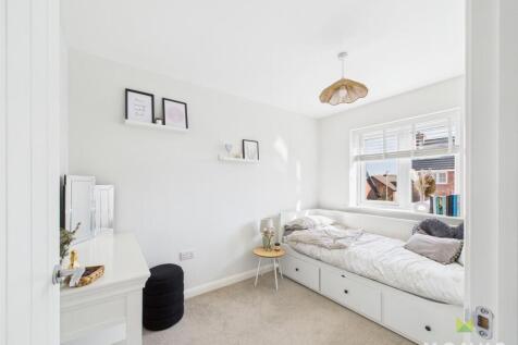 Bedroom 2.jpg