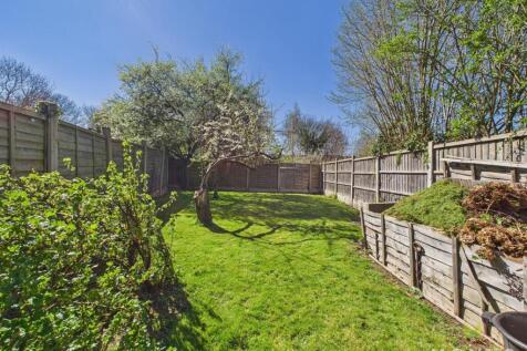 CAM01520G0-PR0169-STILL017.jpg
