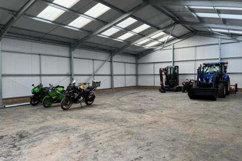 Outbuilding.jpg