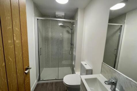 Shower Room.jpg