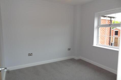 BEDROOM 2/FAMILY ROOM