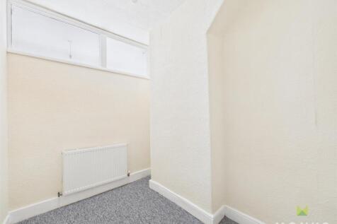 CAM01420G0-PR0751-STILL004.jpg