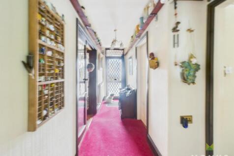 CAM01520G0-PR0267-STILL005.jpg