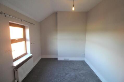 Bedroom 1.JPG