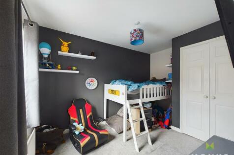 CAM01348G0-PR0491-STILL009.jpg