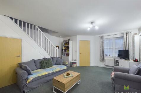 CAM01348G0-PR0538-STILL003.jpg