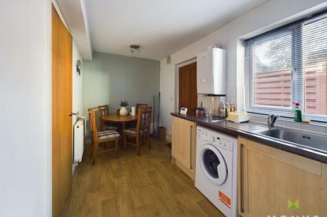 CAM01520G0-PR0114-STILL007.jpg