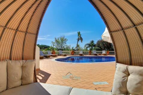 fabulous poolside terrace