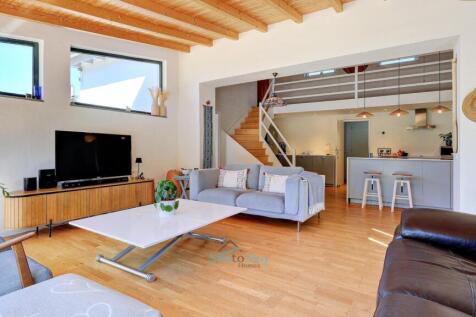 open plan to kitchen