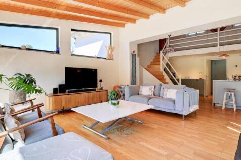 comfortable lounge