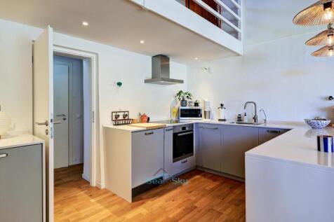 fitted kitchen