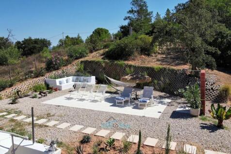 raised terrace with mountain views