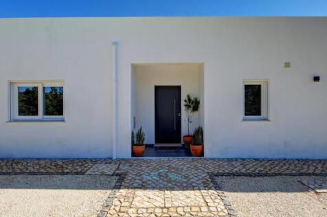 traditional &#34;calçada&#34; pathway