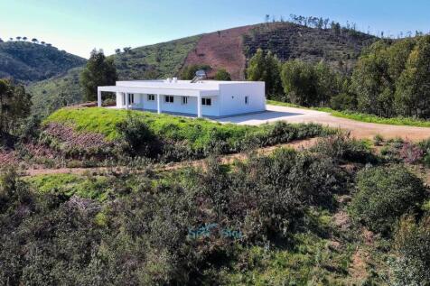plenty of space to enjoy all that nature has to offer