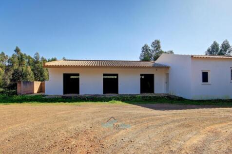 stable block with annex