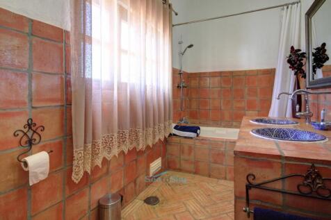 ensuite bathroom