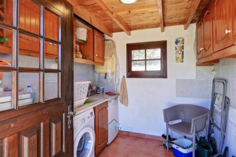 laundry/ utility room