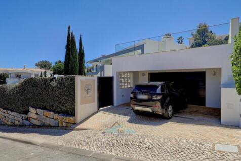 garage and entrance gate