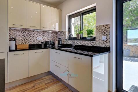 kitchen door to rear terrace