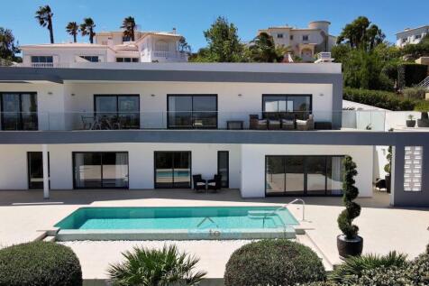 large upper terraces