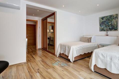 4th bedroom