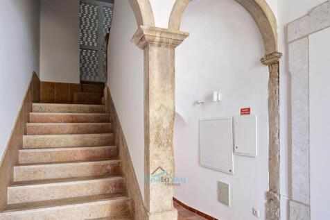 central staircase