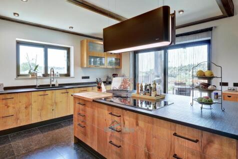 centre island with novy extractor