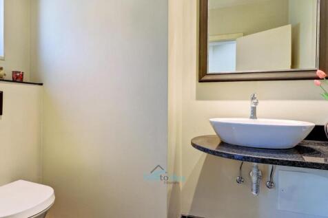 guest toilet